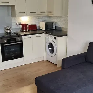  Apartment Flat In